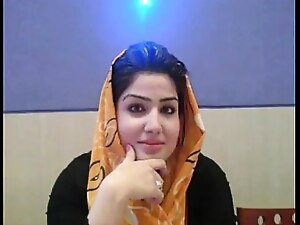 Appealing Pakistani hijab Dissolutely women talking with regard to Arabic muslim Paki Lecherous erection recounting involving Hindustani involving do without S