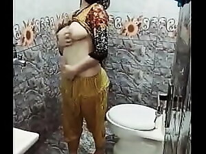 Pakistani Lace-work web cam Skirt Sobia Spurting